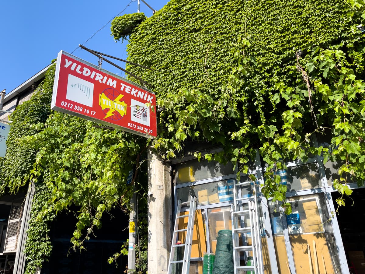 Yıldırım Teknik mağaza iç görünüm